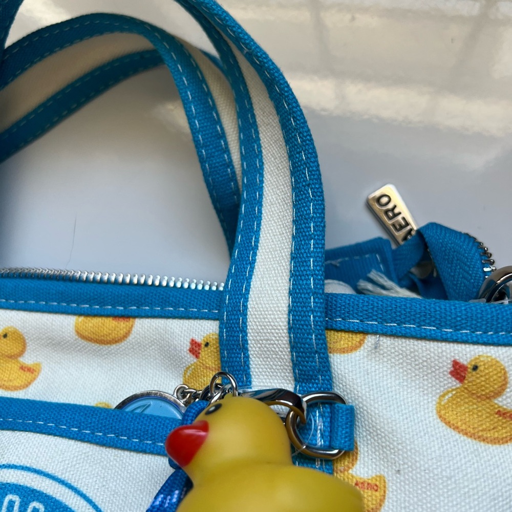 Viral Aeropostale Duck Print Mini Tote with Coin Purse - Picture 4 of 9